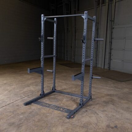 Gray steel power rack for weightlifting.